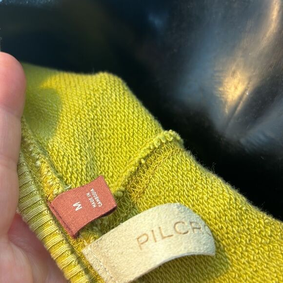 Pilcro green yellow scoop hem v cut fromt pullover sweater medium brat - Picture 5 of 6